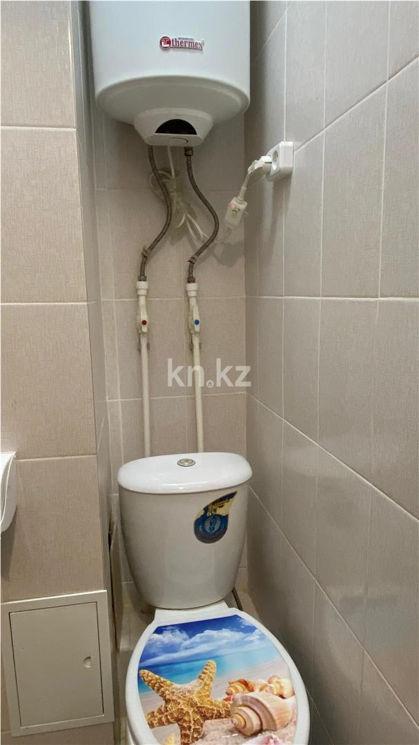 Продажа 3-комнатной квартиры, 61 м², ул. Муканова в Караганде - фото 8