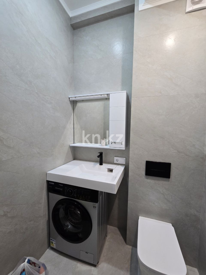 Продажа 2-комнатной квартиры, 51.8 м² в Алматы - фото 22