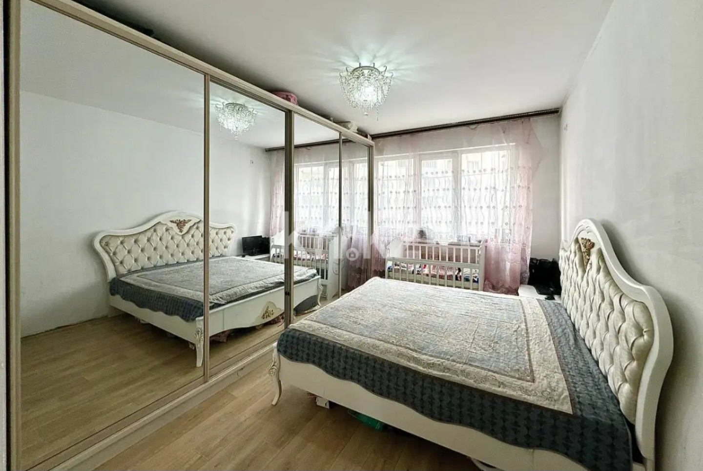 Продажа 2-комнатной квартиры, 63 м², мкр-н Жас Канат, дом  1/4 в Алматы - фото 4