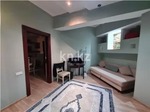 Продажа 4-комнатной квартиры, 163 м², ул. Курмангазы, дом  143 в Алматы