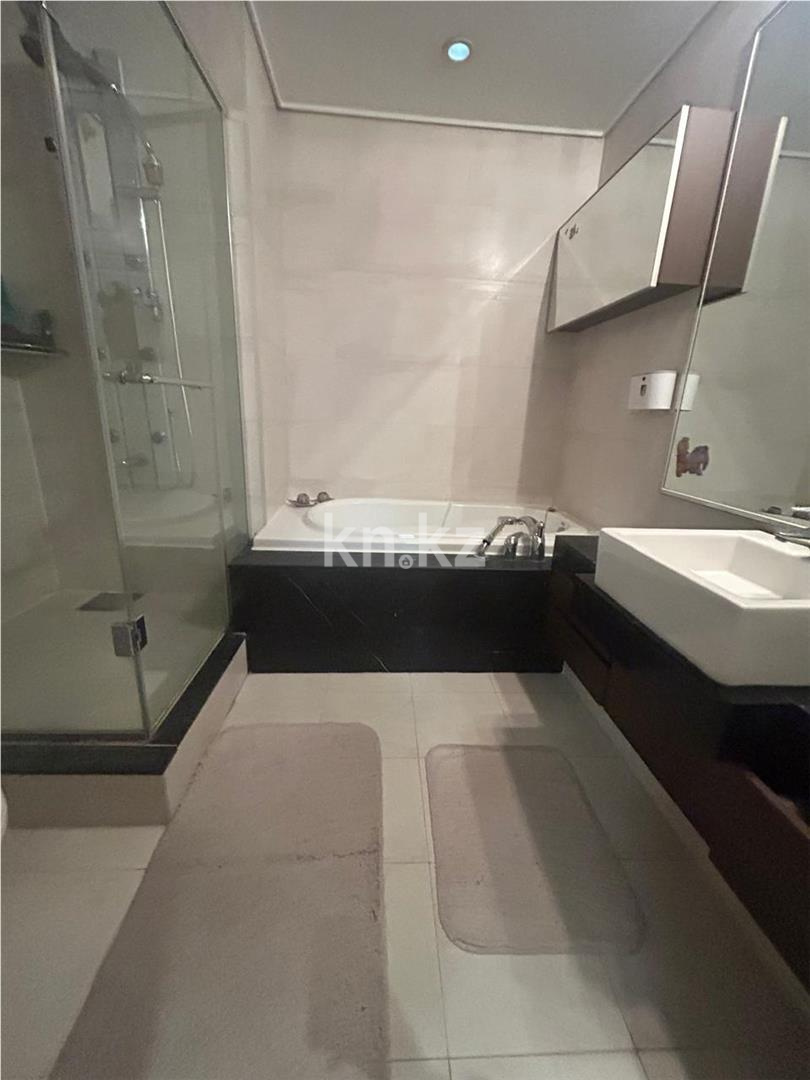 Продажа 3-комнатной квартиры, 107 м², ул. Байтурсынова в Астане - фото 4