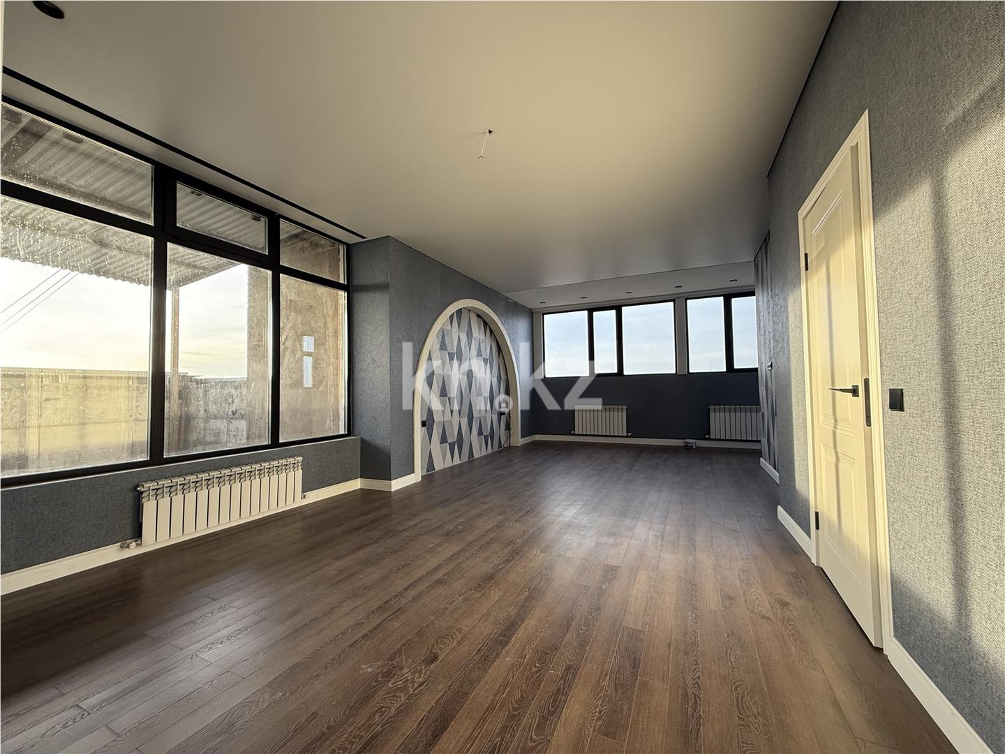 Продажа 4-комнатной квартиры, 197 м², ул. Дюсембекова, дом  83/1 в Караганде - фото 16