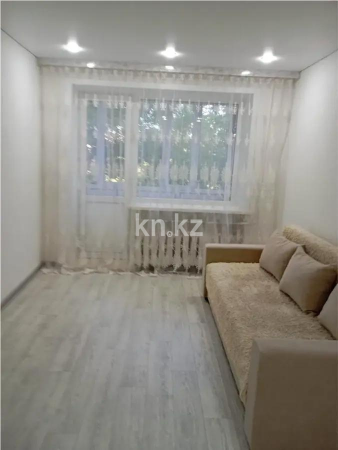 Продажа 1-комнатной квартиры, 30 м², 13 мкр., дом  20 в Караганде