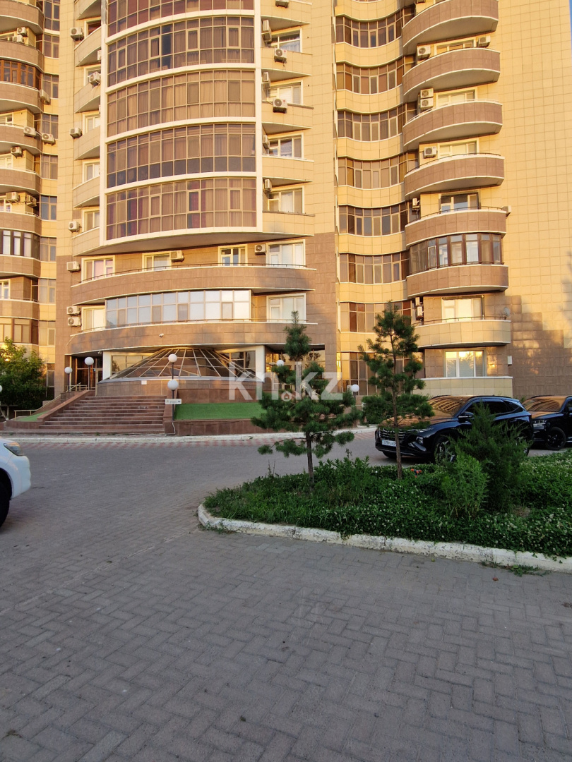 Продажа 4-комнатной квартиры, 129.6 м², ул. Смагулова, дом  56а в Атырау - фото 31