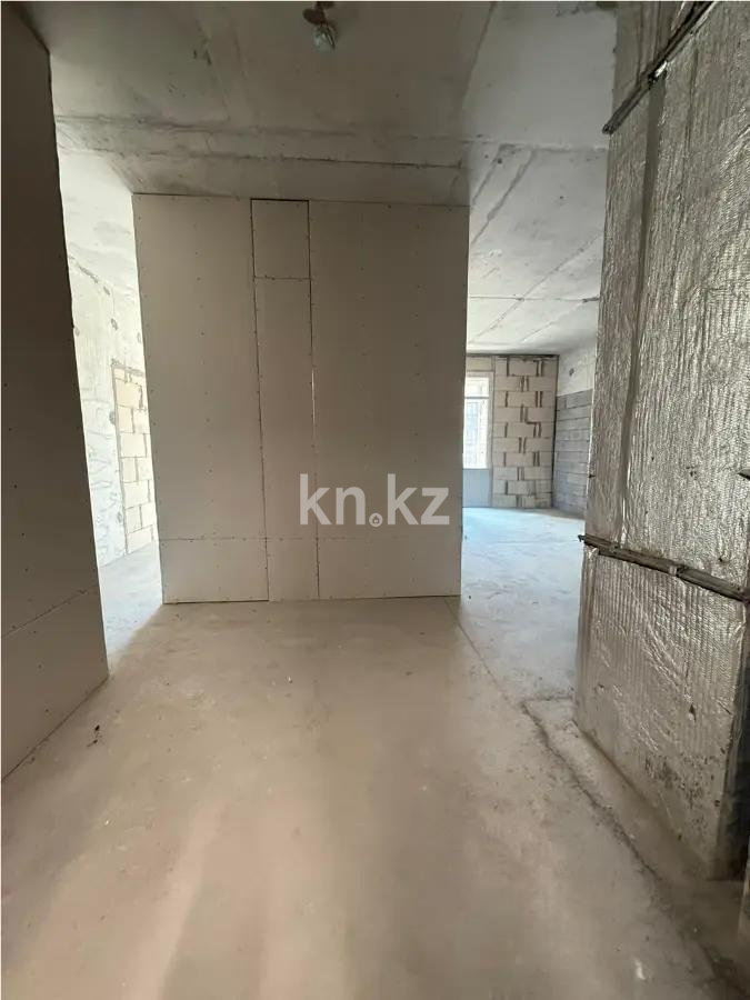 Продажа 3-комнатной квартиры, 78 м², ул. Розыбакиева, дом  197/2 в Алматы - фото 2