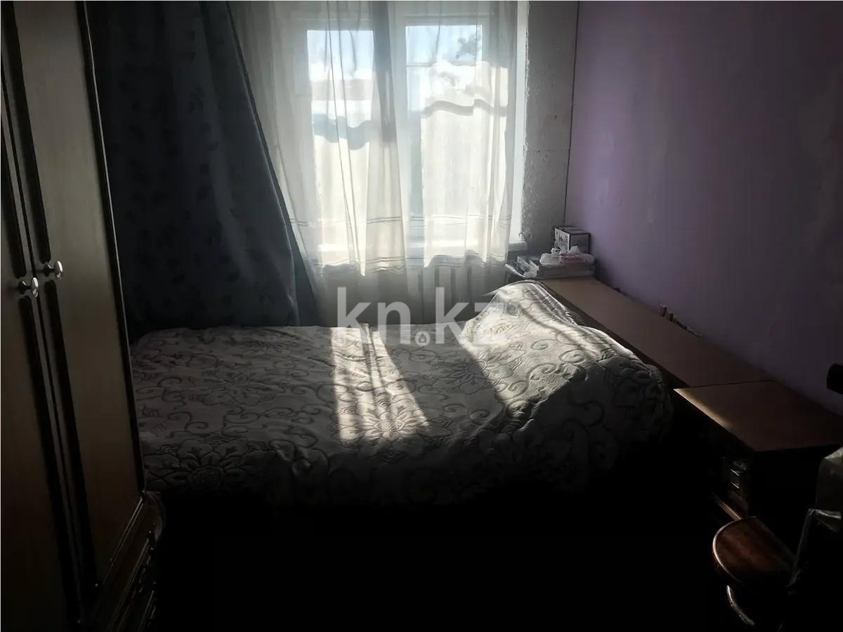 Продажа 3-комнатной квартиры, 59 м², мкр-н 21, дом  18 в Караганде - фото 2