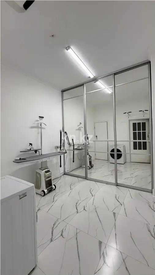 Продажа 4-комнатной квартиры, 180.7 м², ул. Кенесары, дом  13 в Астане - фото 6