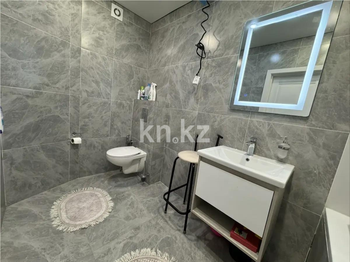 Продажа 2-комнатной квартиры, 70 м² в Алматы - фото 3