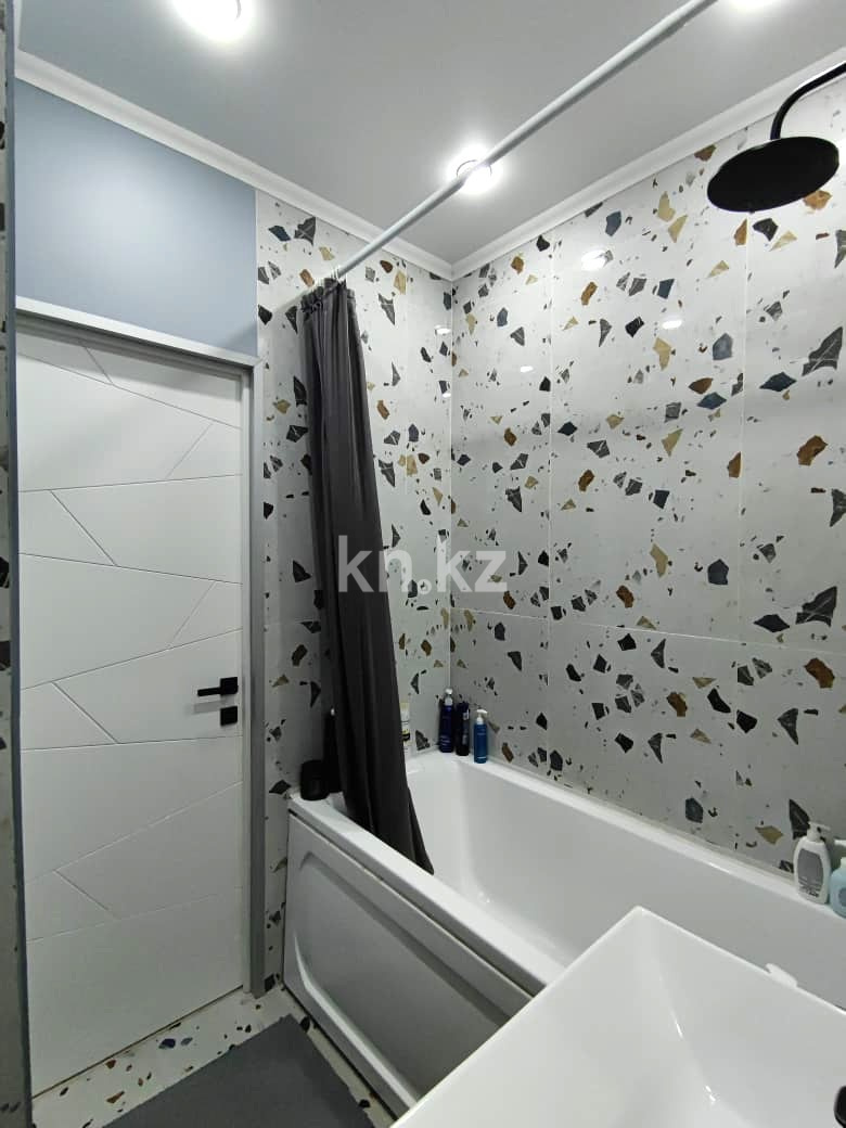 Продажа 3-комнатной квартиры, 76 м² в Караганде - фото 24
