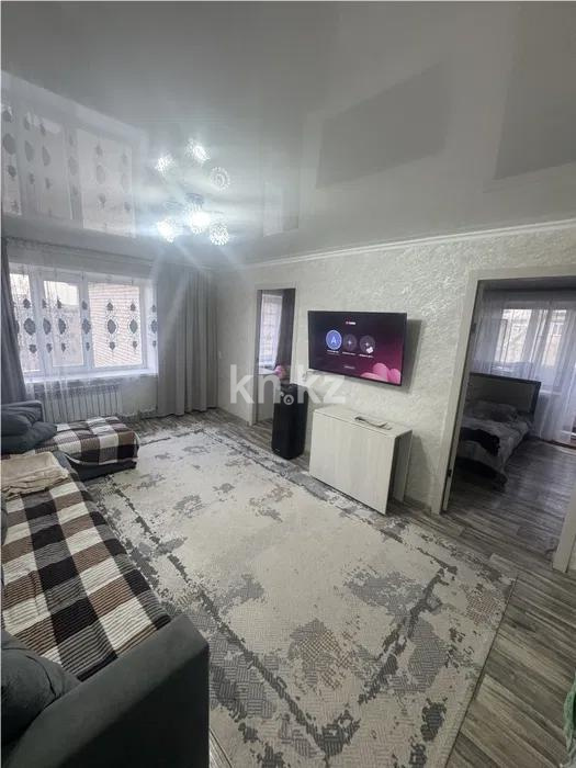 Продажа 4-комнатной квартиры, 65 м² в Караганде