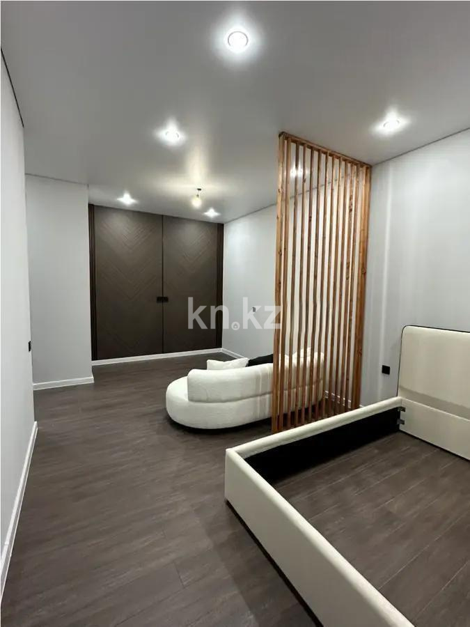 Продажа 1-комнатной квартиры, 39.1 м², ул. Нажимеденова, дом  28 в Астане