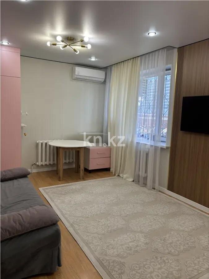 Продажа 1-комнатной квартиры, 43 м² в Астане