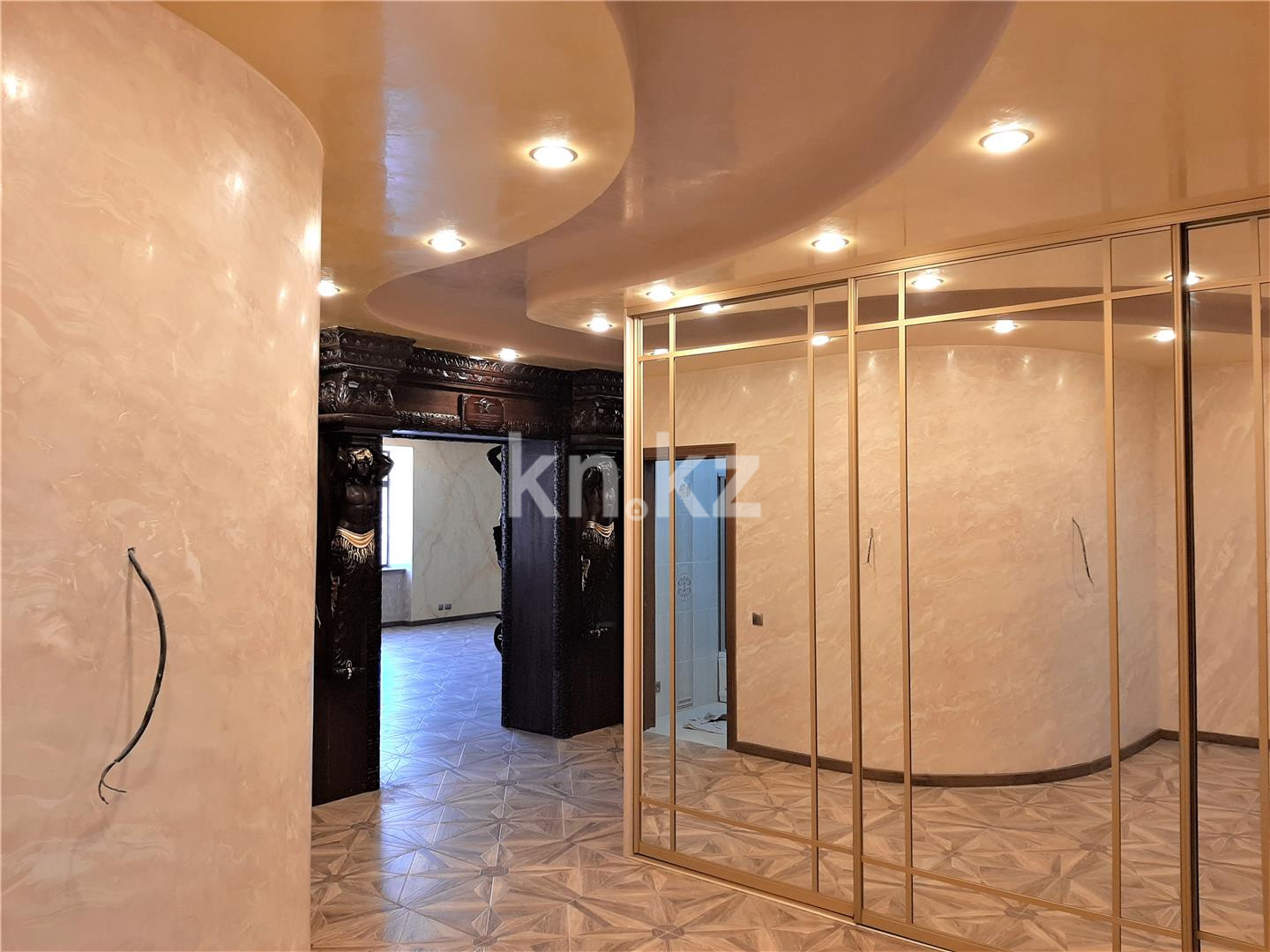 Продажа 5-комнатного дома, 371 м², пр. Республики, дом  197 в Темиртау - фото 13