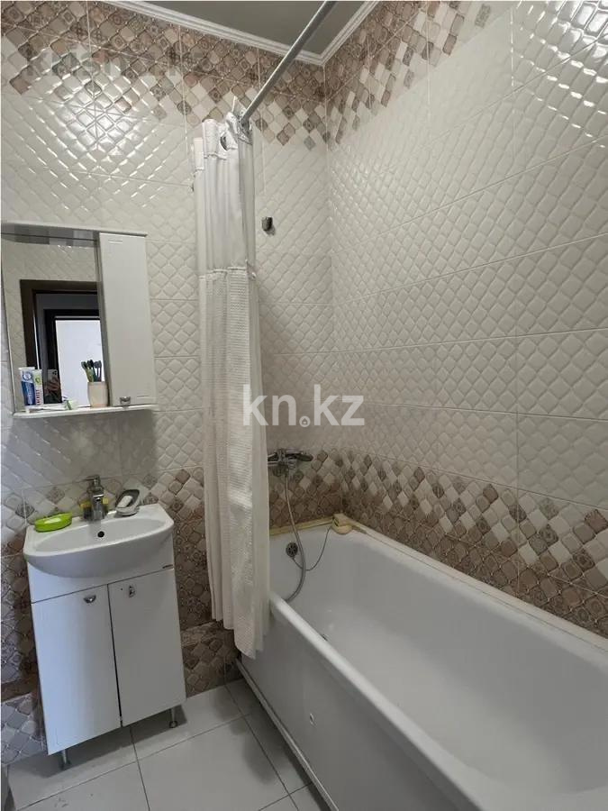Продажа 2-комнатной квартиры, 70.6 м², ул. Нажимеденова, дом  16е в Астане - фото 4