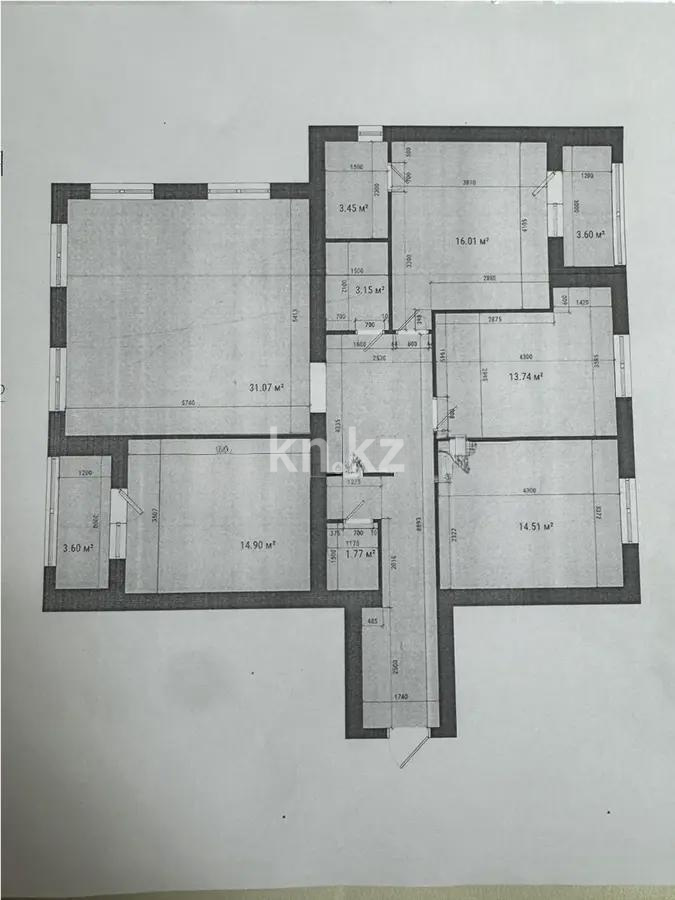 Продажа 4-комнатной квартиры, 123 м² в Караганде