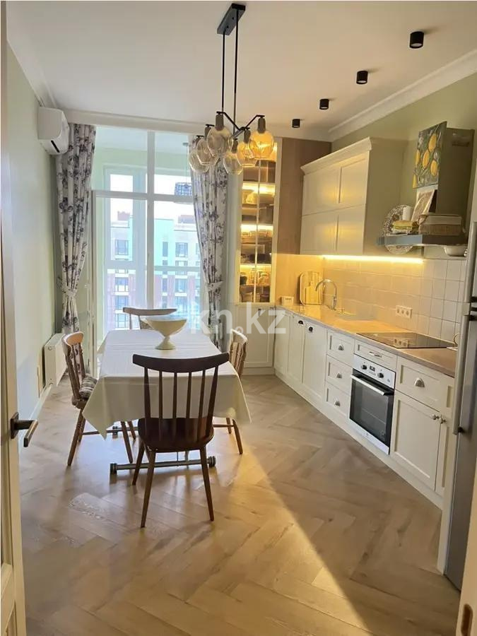 Продажа 4-комнатной квартиры, 135 м², ул. Бокейхана, дом  16 в Астане - фото 5