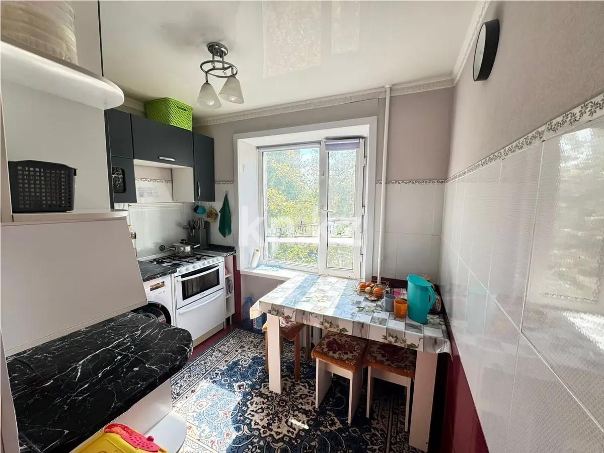 Продажа 4-комнатной квартиры, 63.4 м² в Астане - фото 4