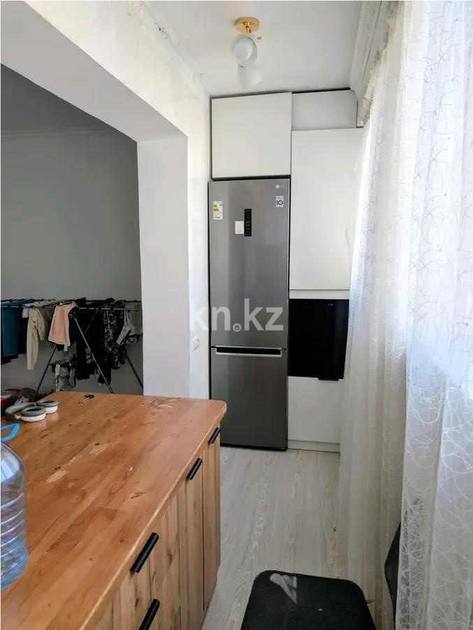 Продажа 1-комнатной квартиры, 45 м², мкр-н Аксай-2, дом  13 в Алматы - фото 3