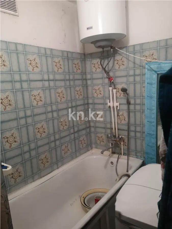 Продажа 3-комнатной квартиры, 59 м², ул. Жекибаева, дом  148 в Караганде - фото 5
