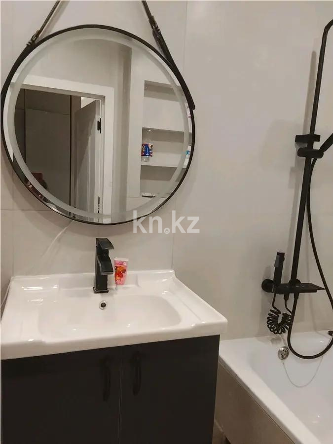 Продажа 2-комнатной квартиры, 48.5 м² в Алматы - фото 3