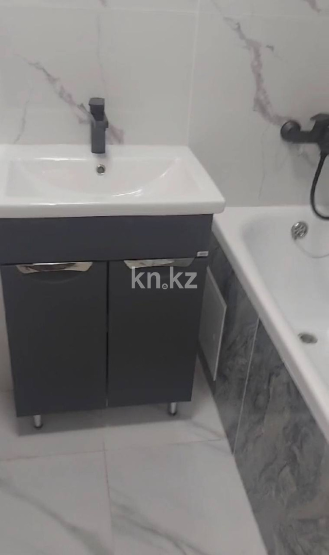 Аренда 1-комнатной квартиры, 40 м², ул. Бейбарыс Султан, дом  25/2 в Астане - фото 7