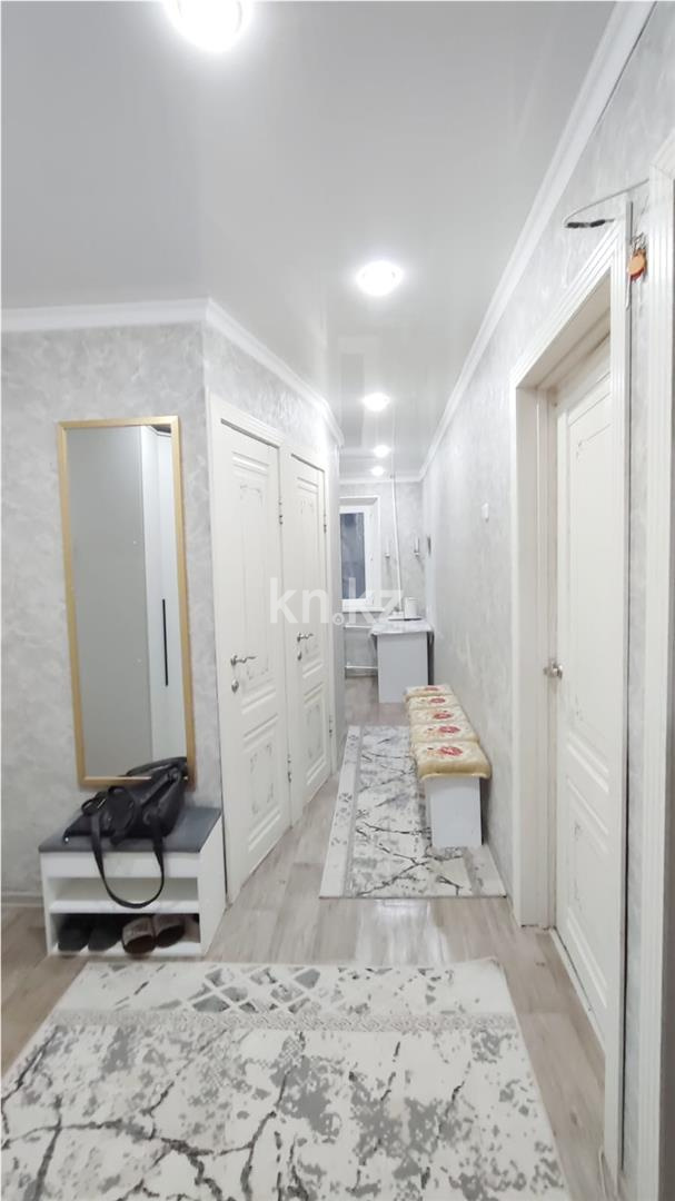 Продажа 3-комнатной квартиры, 63 м², мкр-н 14, дом  42 в Караганде - фото 10