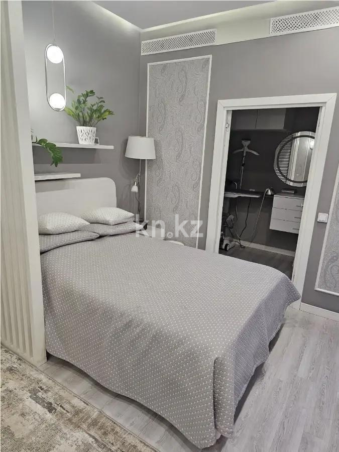 Продажа 2-комнатной квартиры, 72.6 м², пр. Гагарина, дом  123 в Алматы