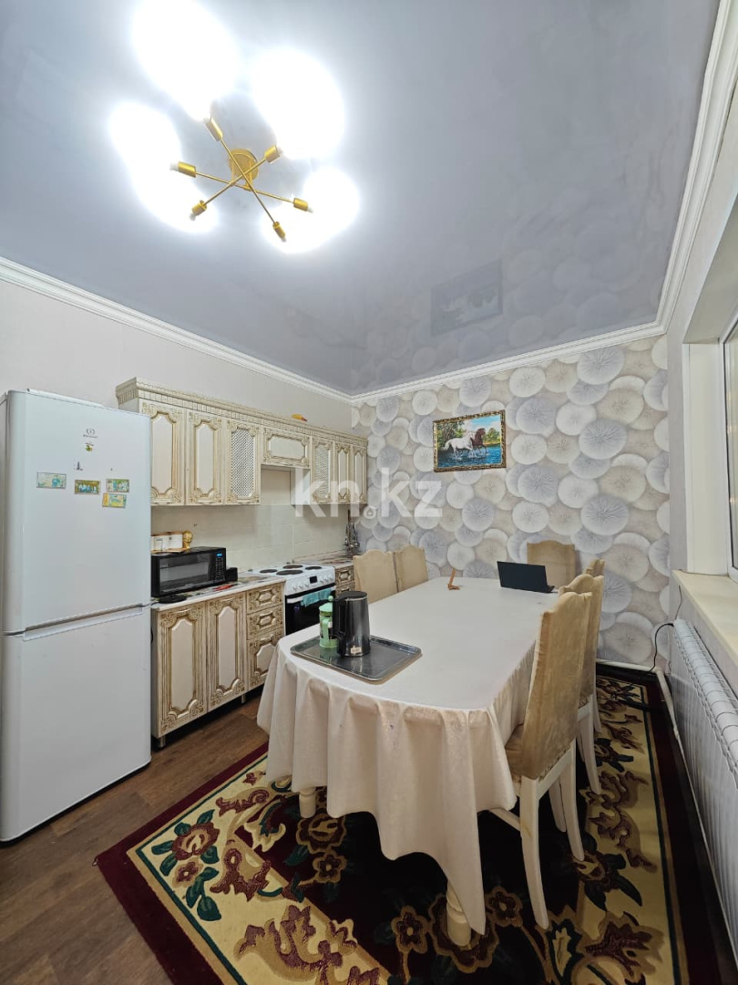 Продажа 4-комнатного дома, 136 м² в Караганде