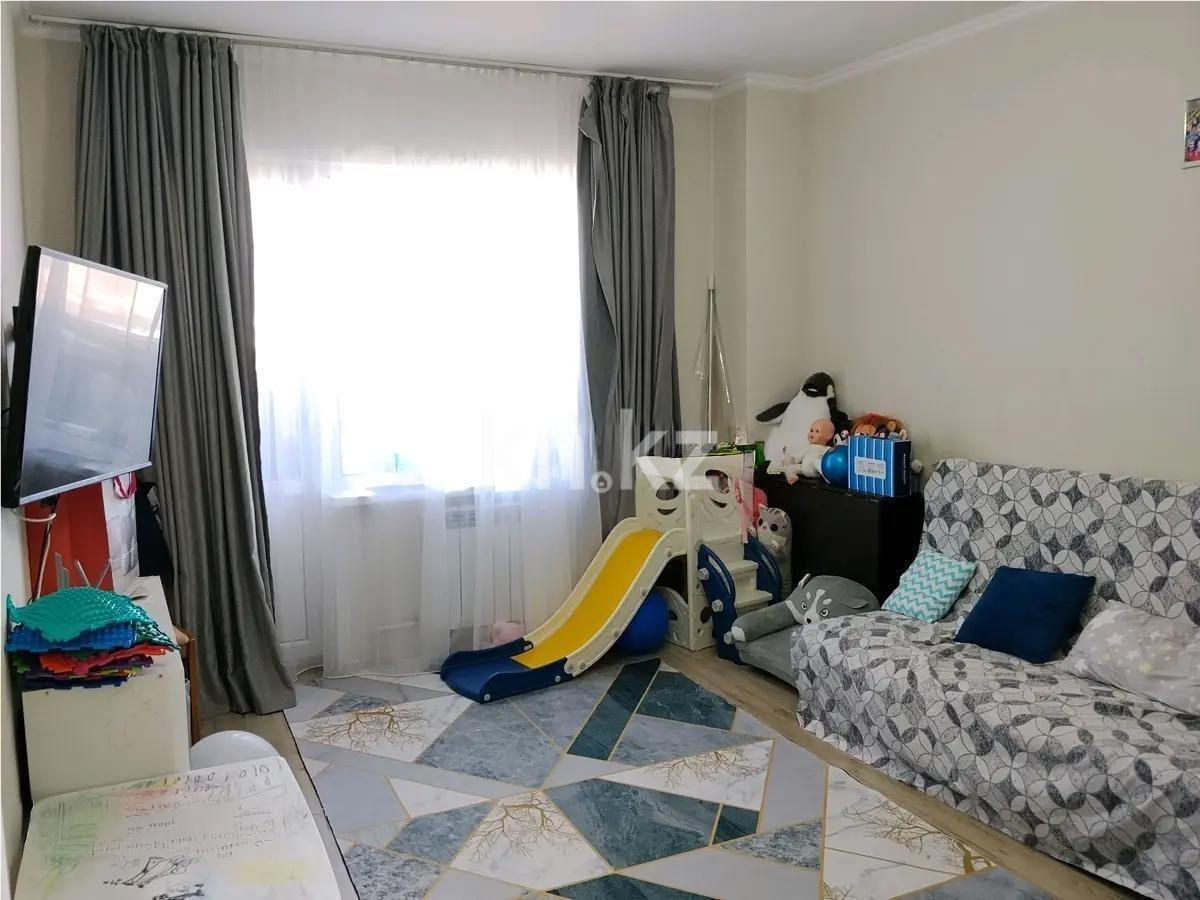 Продажа 2-комнатной квартиры, 65 м² в Караганде