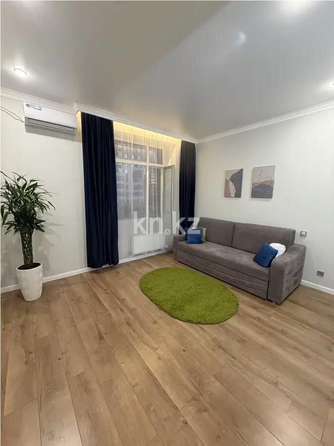 Продажа 1-комнатной квартиры, 38 м² в Астане
