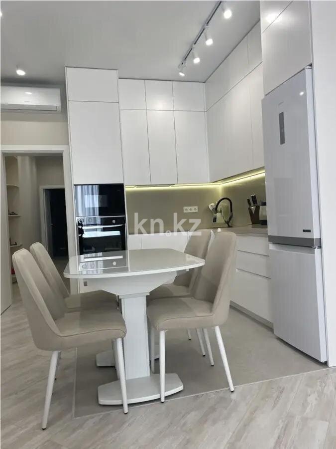Продажа 2-комнатной квартиры, 61.7 м² в Алматы - фото 2