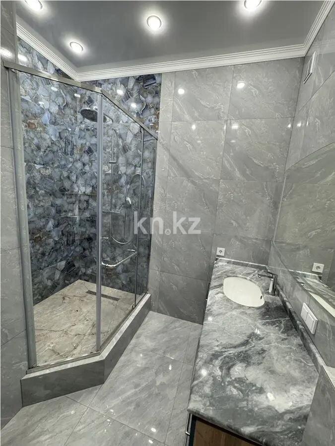 Продажа 5-комнатной квартиры, 161.5 м² в Астане - фото 8