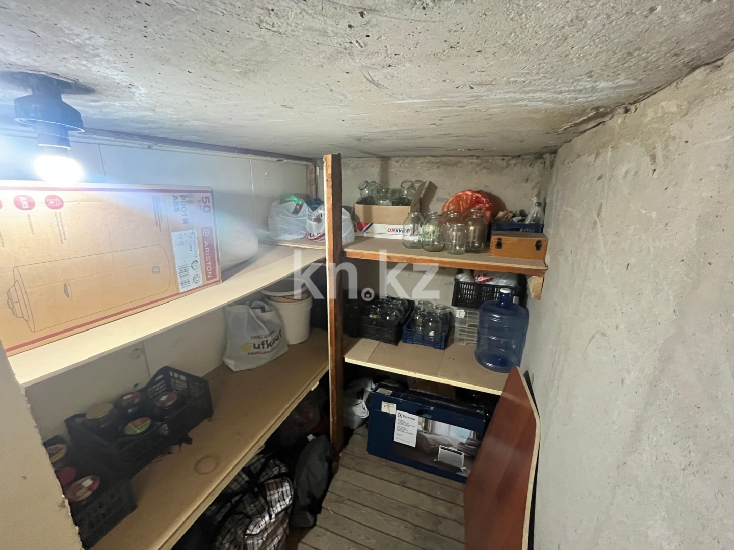 Продажа 3-комнатной квартиры, 62 м², пр. Республики, дом  38 в Караганде - фото 14