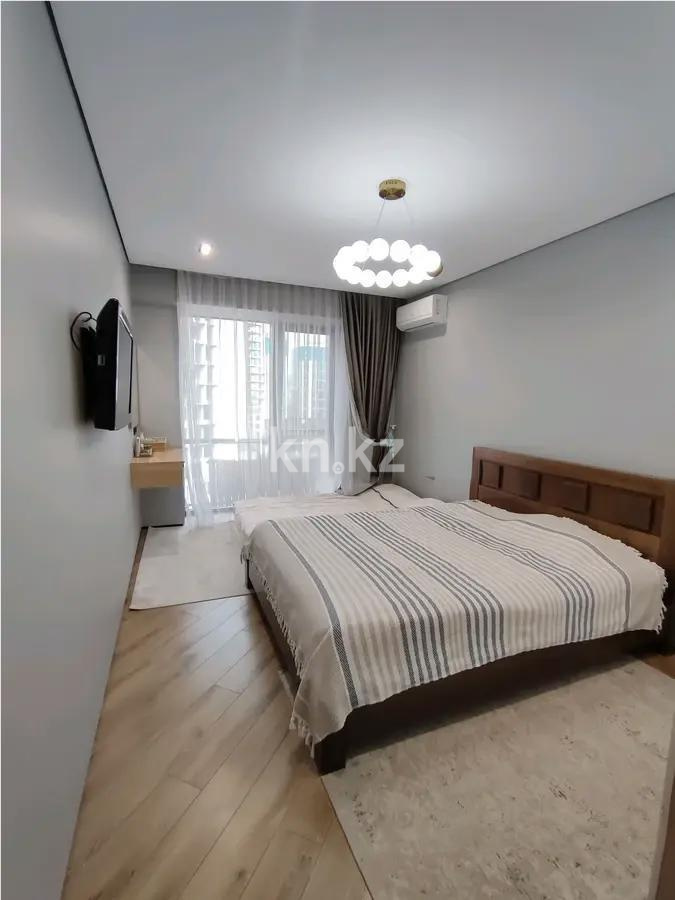 Продажа 4-комнатной квартиры, 125 м², ул. Толе би, дом  189/3 в Алматы - фото 2