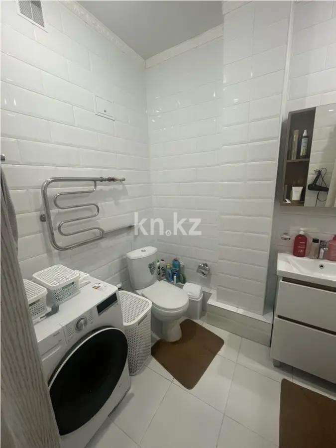 Продажа 2-комнатной квартиры, 61 м², пр. Кабанбай батыра, дом  58б/2 в Астане - фото 2