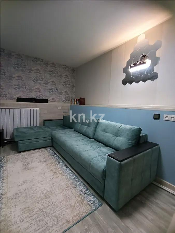 Продажа 3-комнатной квартиры, 60 м², ул. Солодовникова, дом  46 в Алматы - фото 2