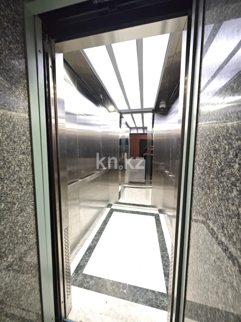 Продажа 4-комнатной квартиры, 120 м², пр. Шахтеров, дом  73/1 в Караганде - фото 20