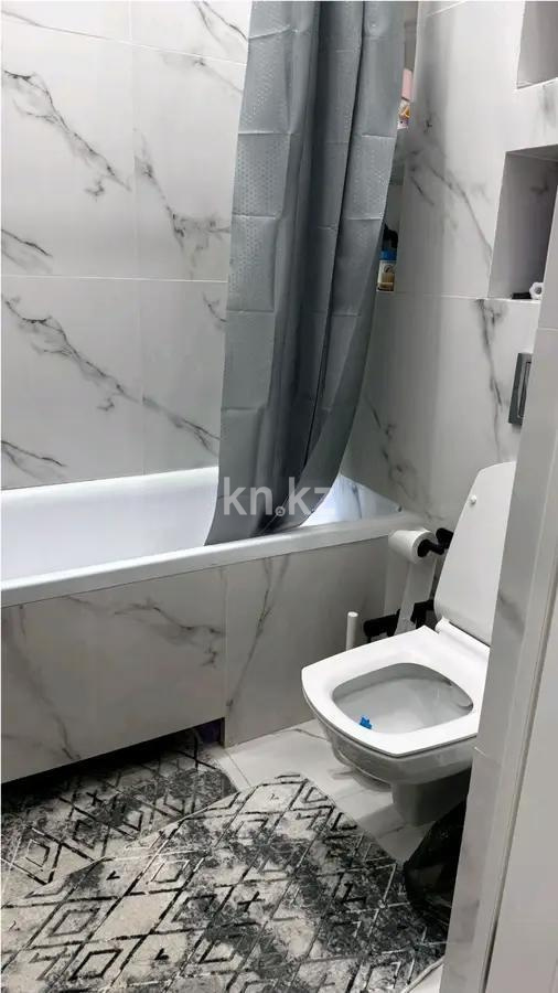 Продажа 2-комнатной квартиры, 38 м², 20 мкр., дом  31 в Алматы - фото 3