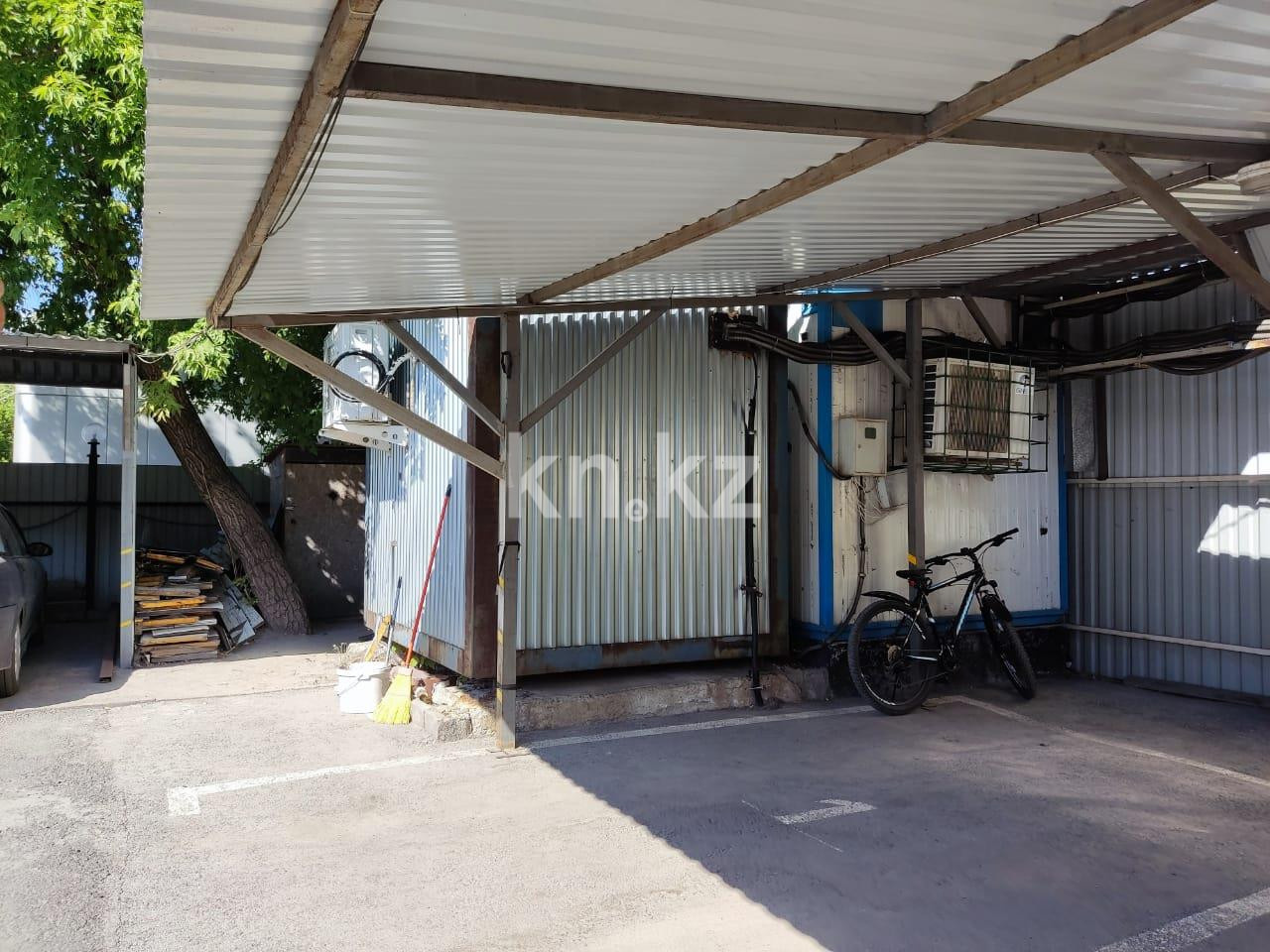 Продажа , 726.9 м², ул. Аманжолова в Караганде - фото 12