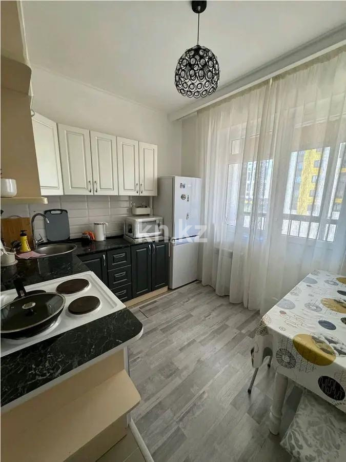 Продажа 1-комнатной квартиры, 37 м², пр. Аль-Фараби, дом  30 в Астане - фото 2