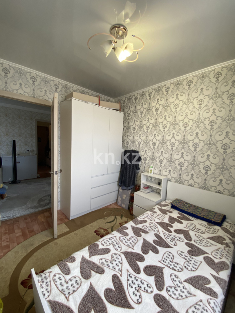 Продажа 3-комнатной квартиры, 48.3 м², мкр-н Восток-2, дом  13 в Караганде - фото 6