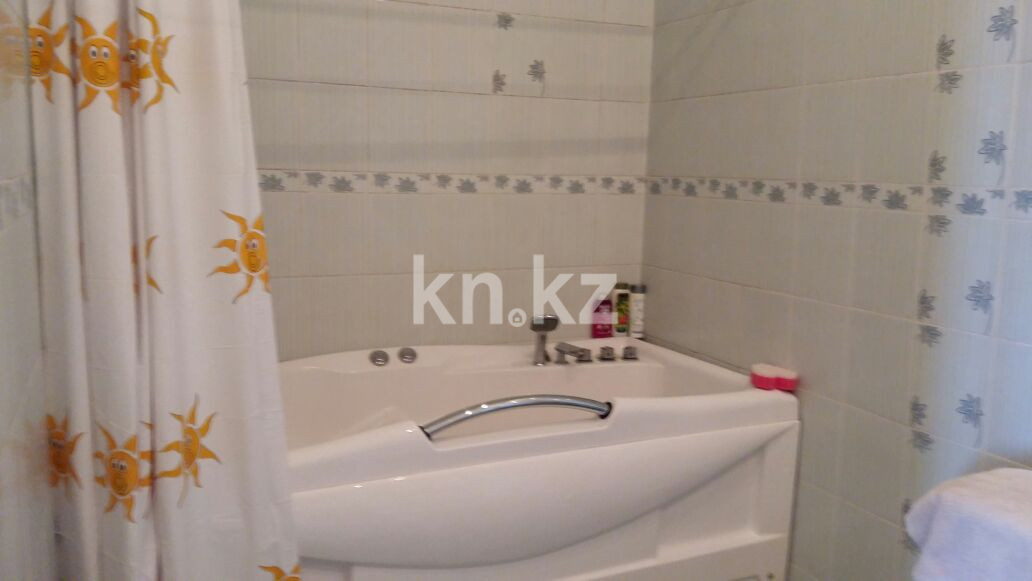 Аренда 3-комнатной квартиры, 165 м², ул. Луганского, дом  1 - ул. Сатпаева в Алматы - фото 9