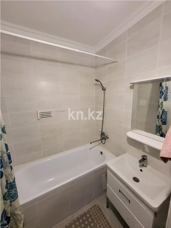 Продажа 2-комнатной квартиры, 57 м², ул. Бокейхана, дом  42 в Астане - фото 4