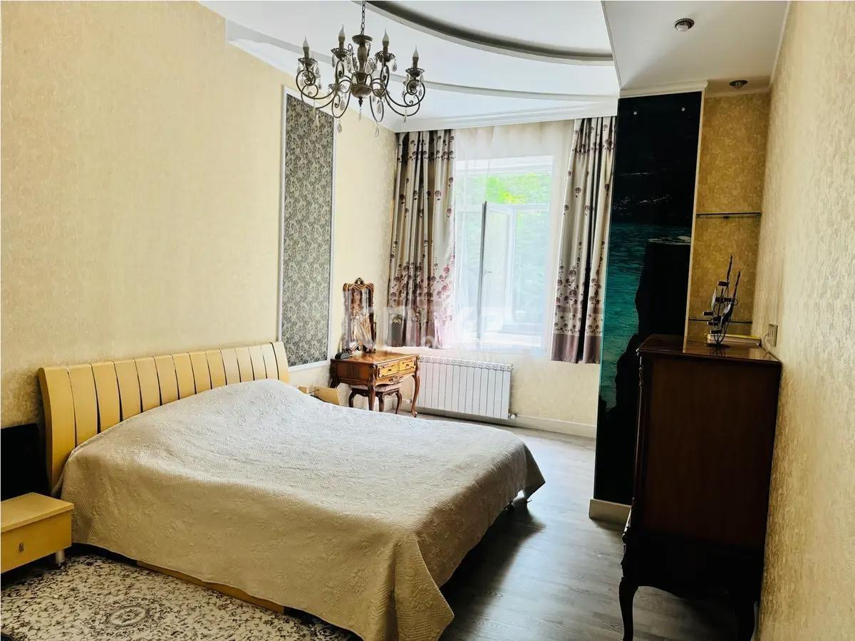 Продажа 3-комнатной квартиры, 129.2 м², ул. Омаровой, дом  37 в Алматы - фото 2