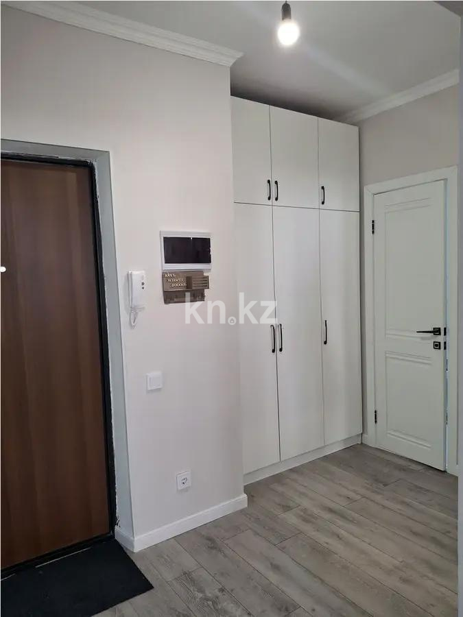 Продажа 1-комнатной квартиры, 48 м², ул. Омарова, дом  3/1 в Астане - фото 5