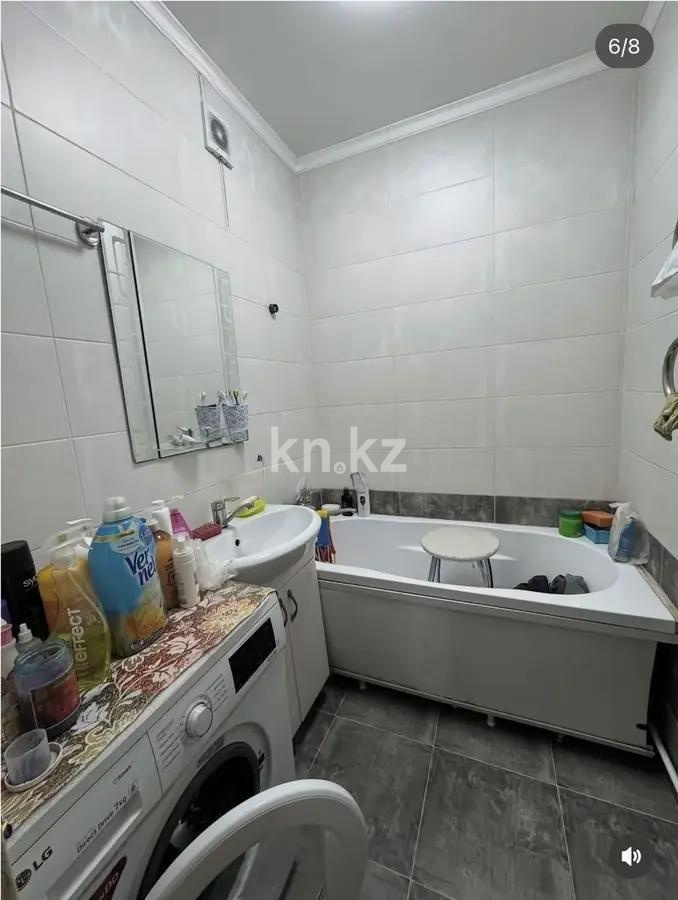 Продажа 3-комнатной квартиры, 78 м², пр. Республики, дом  1/4 в Караганде - фото 5