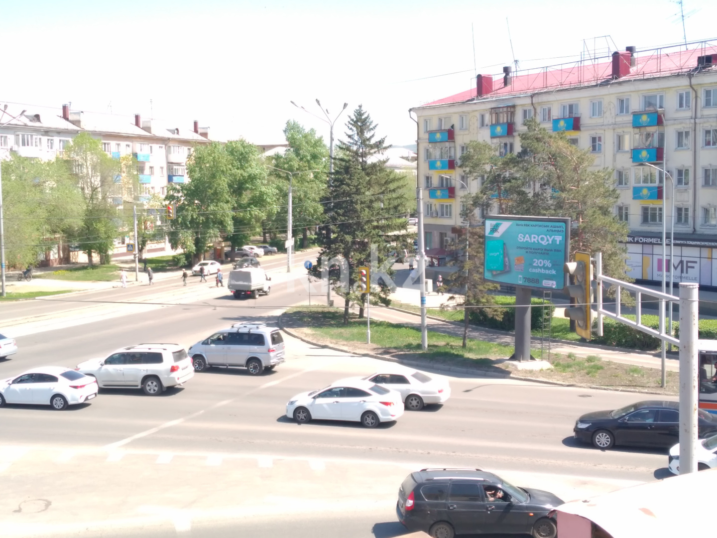 Аренда 2-комнатной квартиры посуточно, 50 м², пр. Ауэзова, дом  49 в Усть-Каменогорске - фото 10