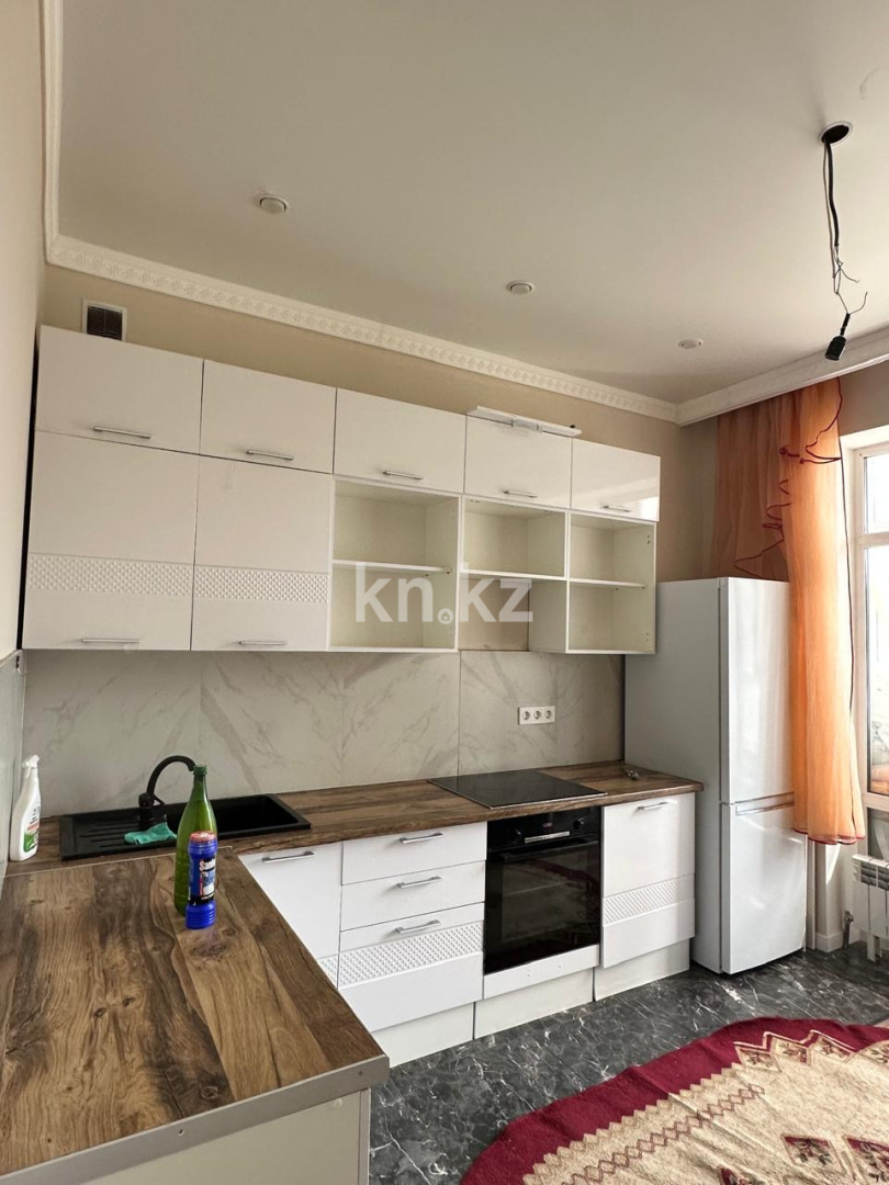 Аренда 1-комнатной квартиры, 43 м² в Астане