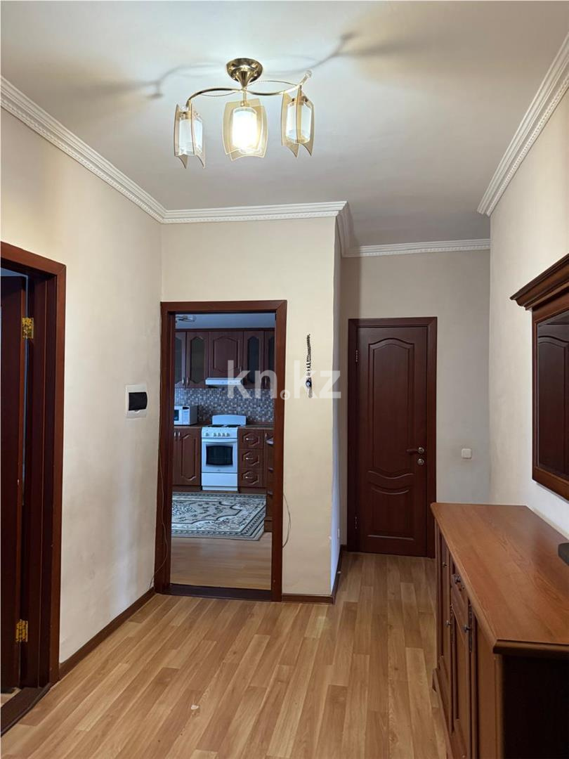 Продажа 3-комнатной квартиры, 80 м², пр. Шахтеров в Караганде - фото 12