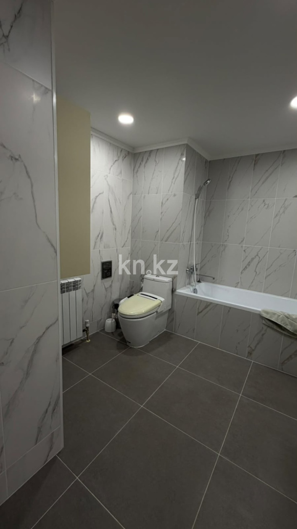Аренда 4-комнатной квартиры, 225 м² в Астане - фото 16